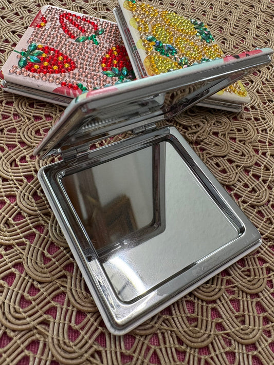 Diamond-Art Two-Sided Compact Mirror