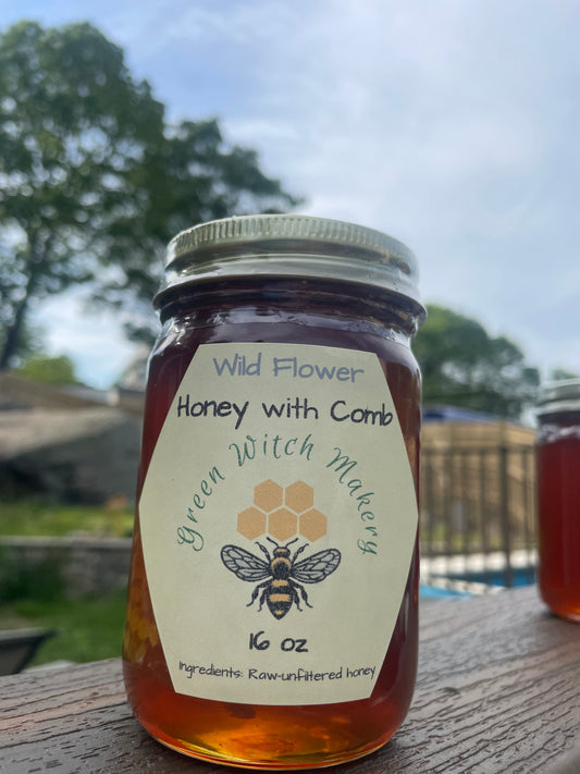 Wildflower Honey with Comb Raw-Unfiltered